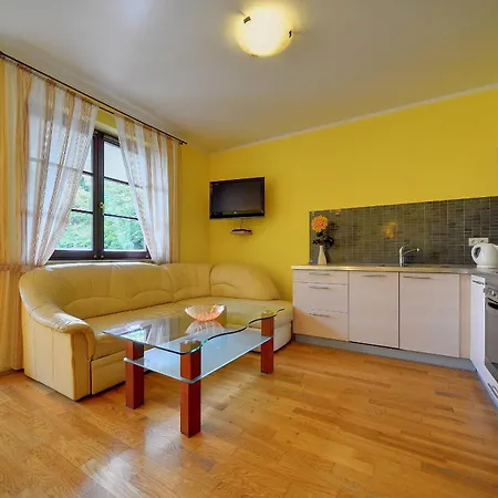 Apartment Komfortowe Sun Seasons 24 W Karpaczu Z Balkonem By Renters Karpacz